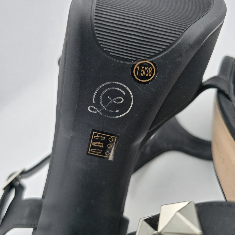 Chinese Laundry Arnette Studded Platform Heels, Black Nubuck, Women's 7.5M - Picture 15 of 15